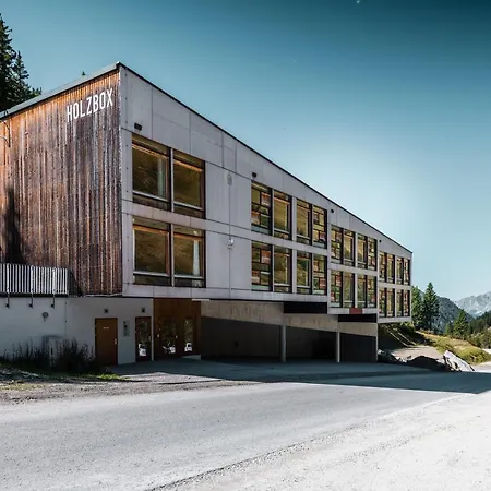 Holzboxen